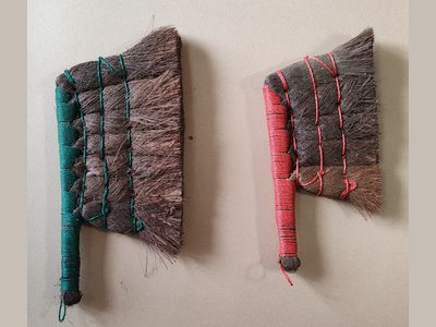 Palm fiber brush