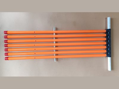 Device with rows of plastic stick for pressing paper